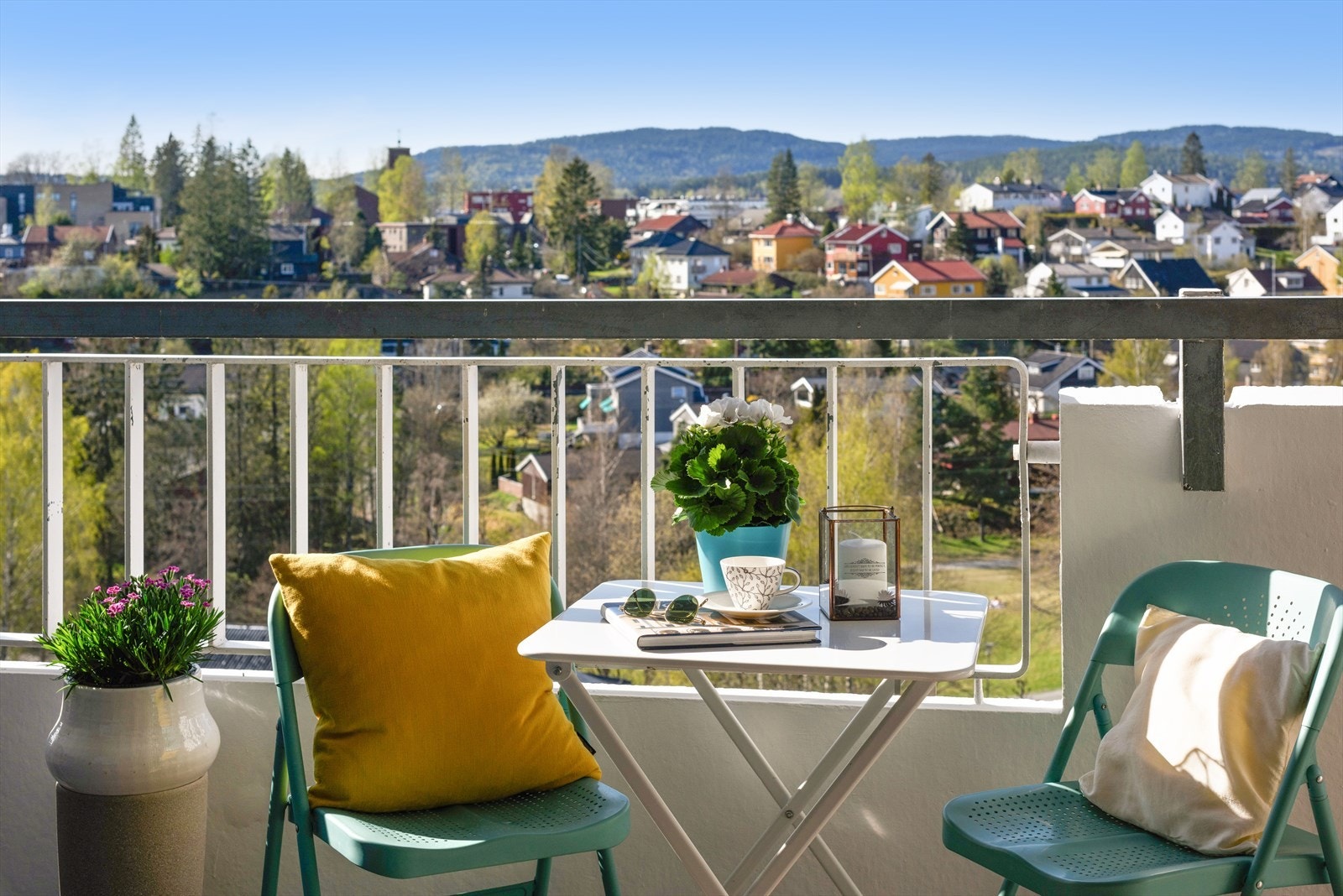 DNB Eiendom v/Tony Alexander Johansen ønsker velkommen til visning i Hovseterveien 46 b Galleribilde