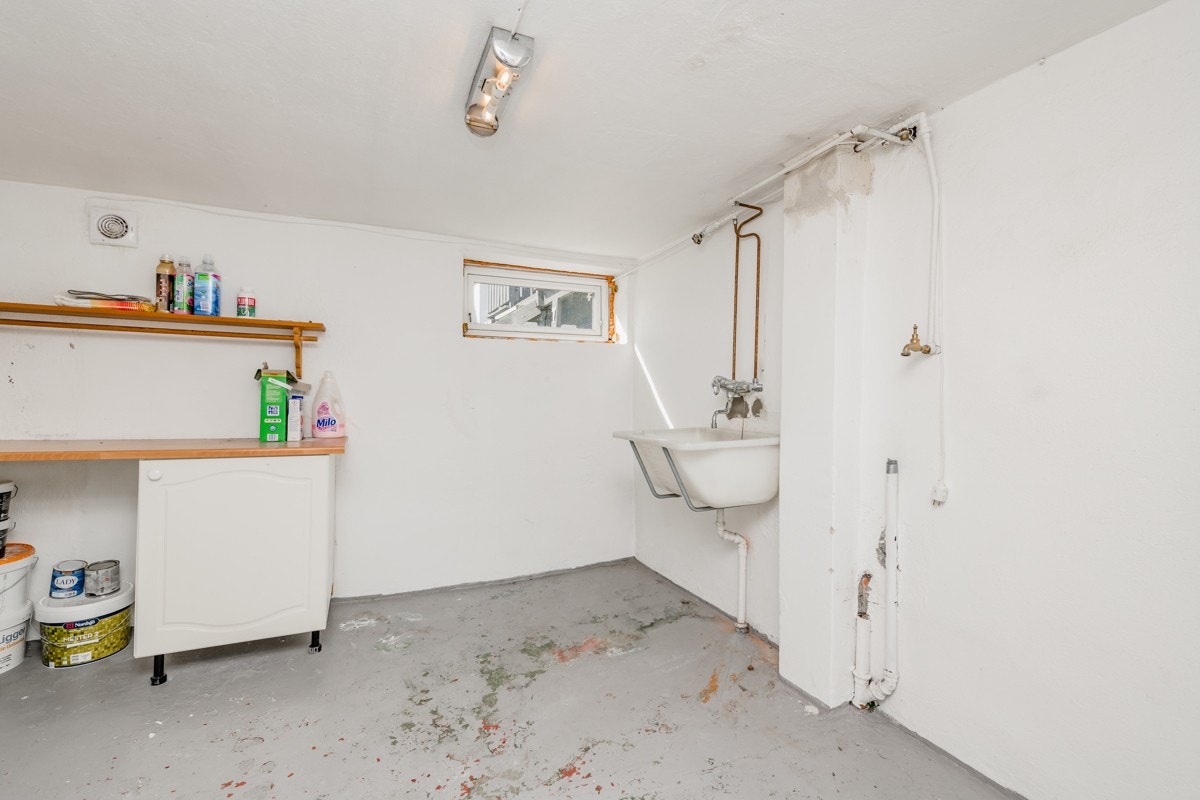 Vaskerom Galleribilde