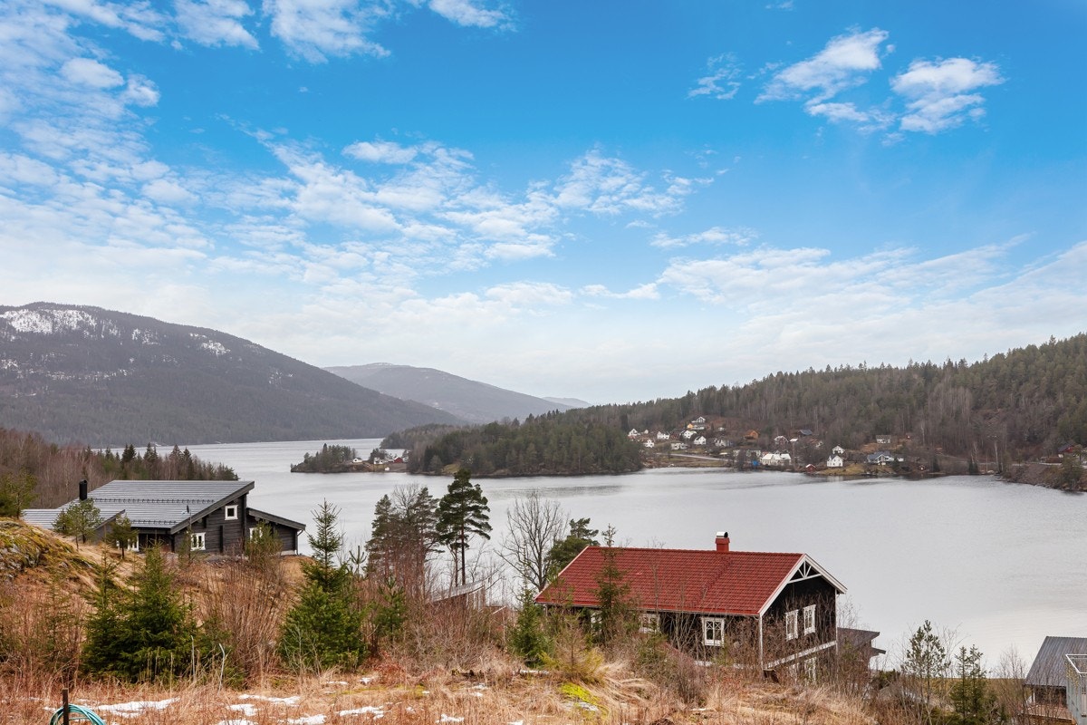 Utsikt fra tomten Galleribilde