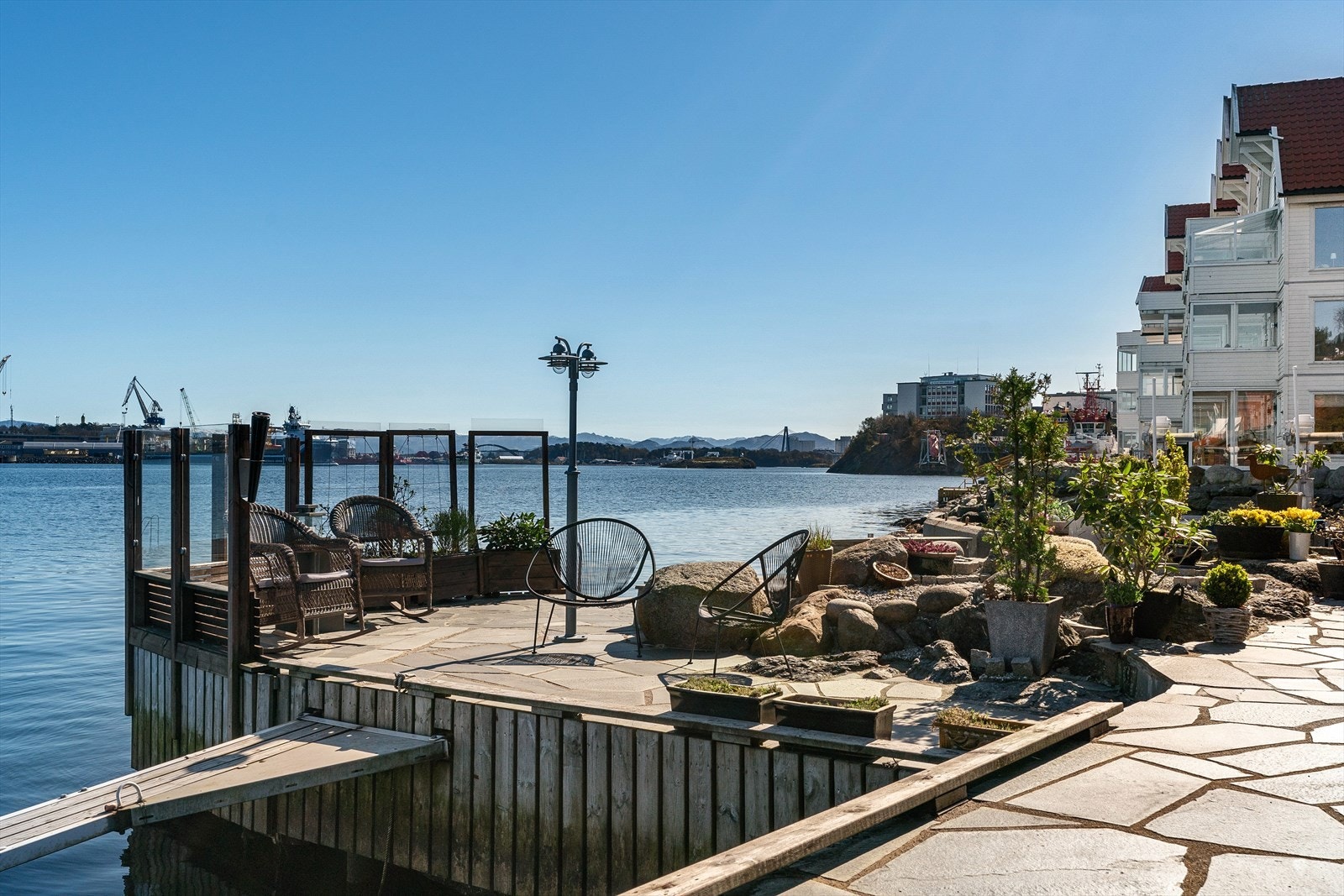 Bade kan du gjøre fra egen brygge Galleribilde