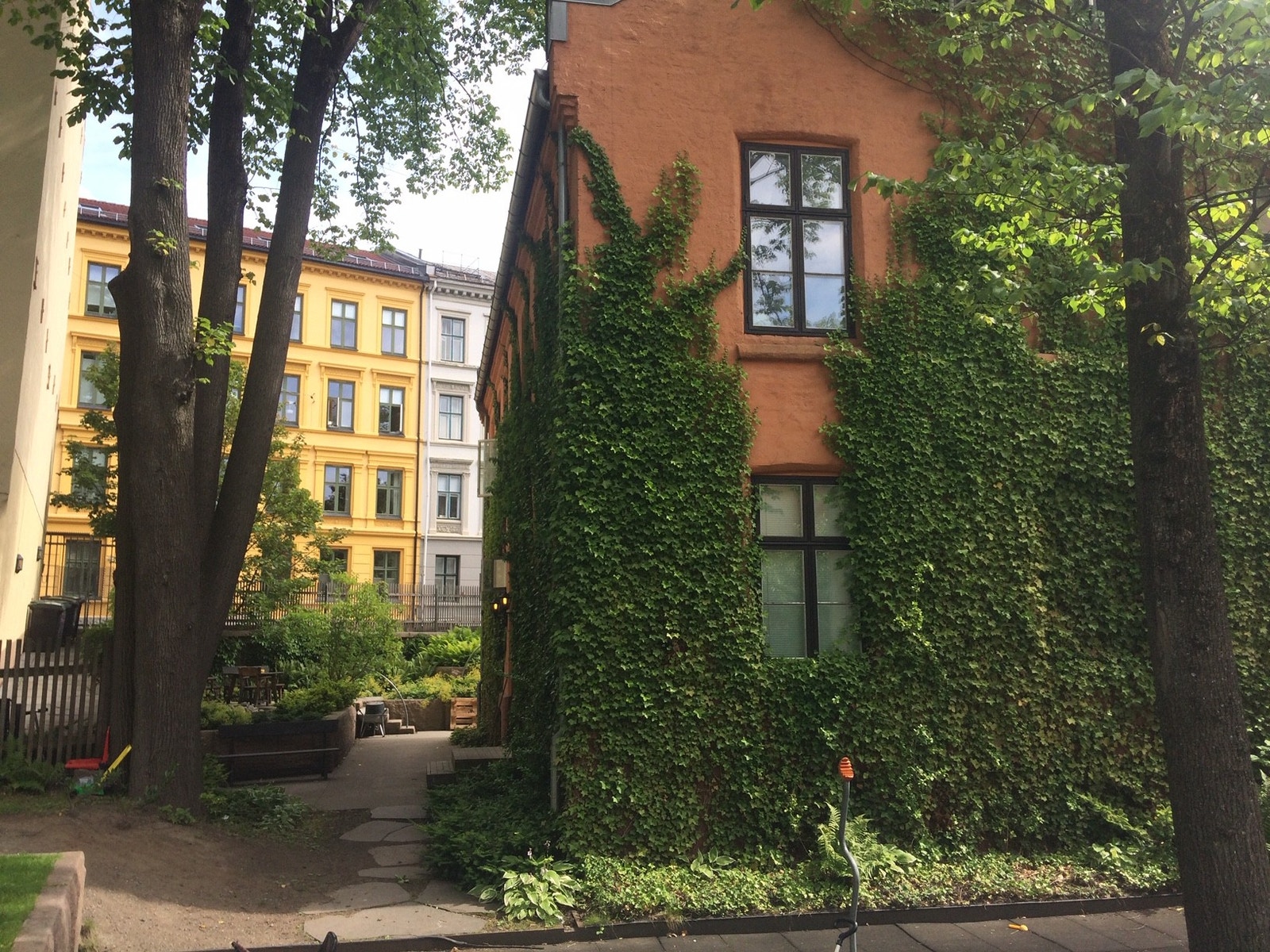 Fasade mot indre gård Galleribilde