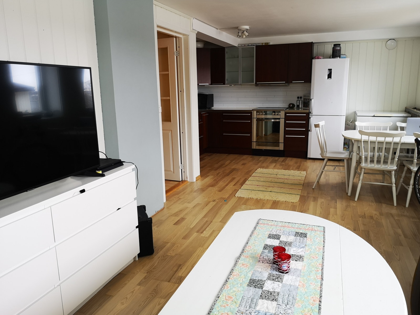 Kjøkkenet sett fra stua Galleribilde