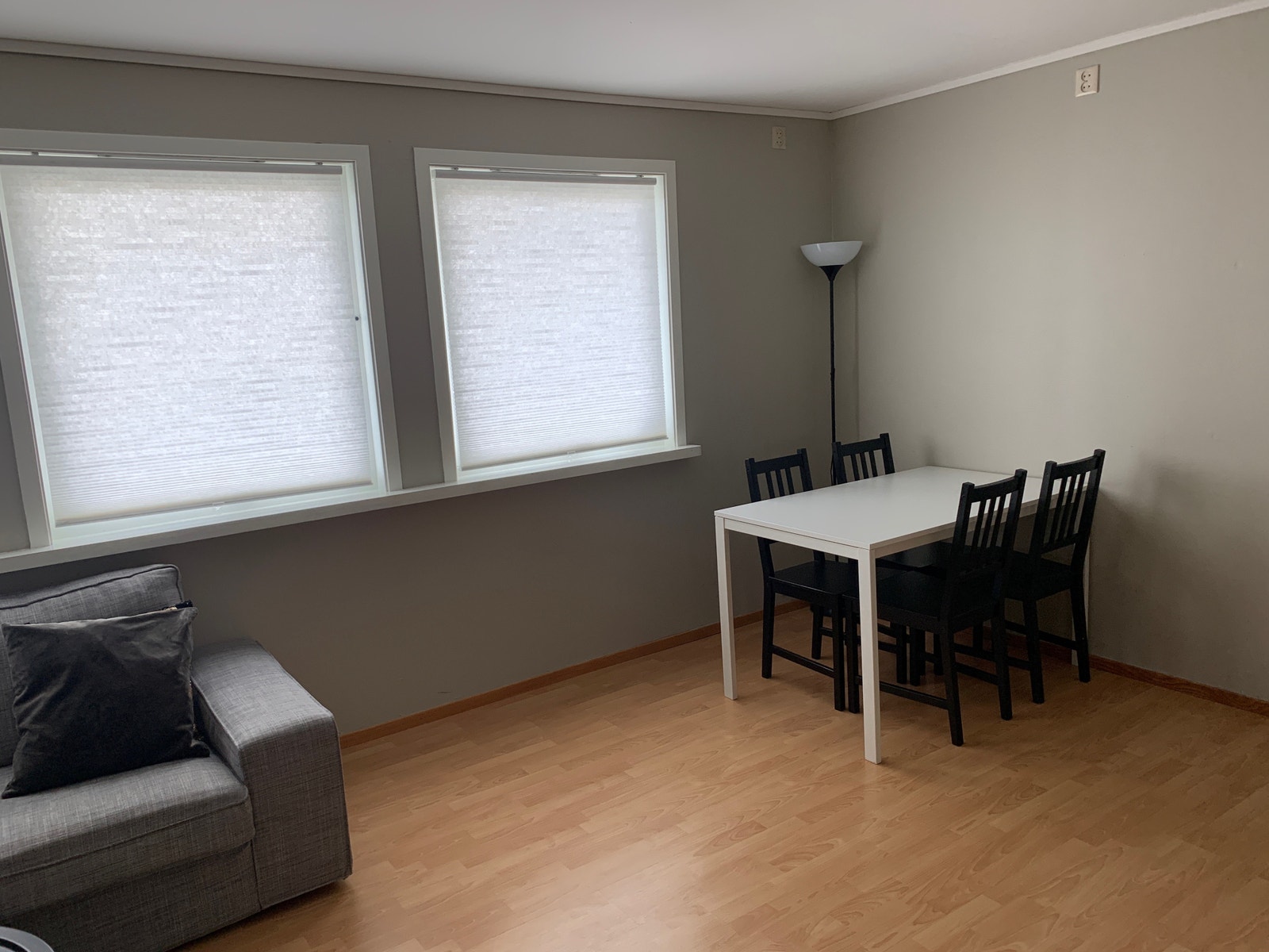 God plass til spisemøbler Galleribilde