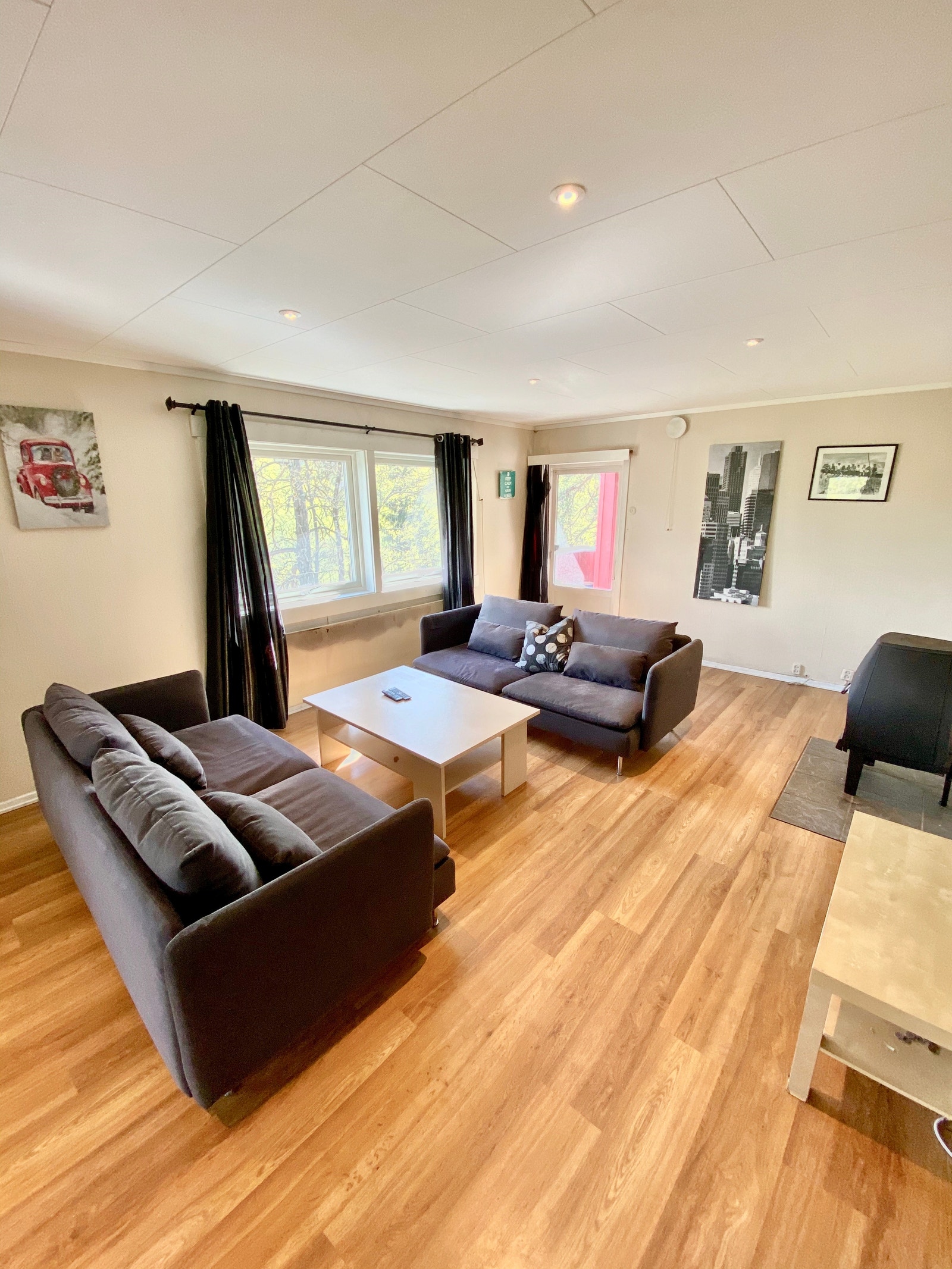 Stue med utgang til verandaen Galleribilde