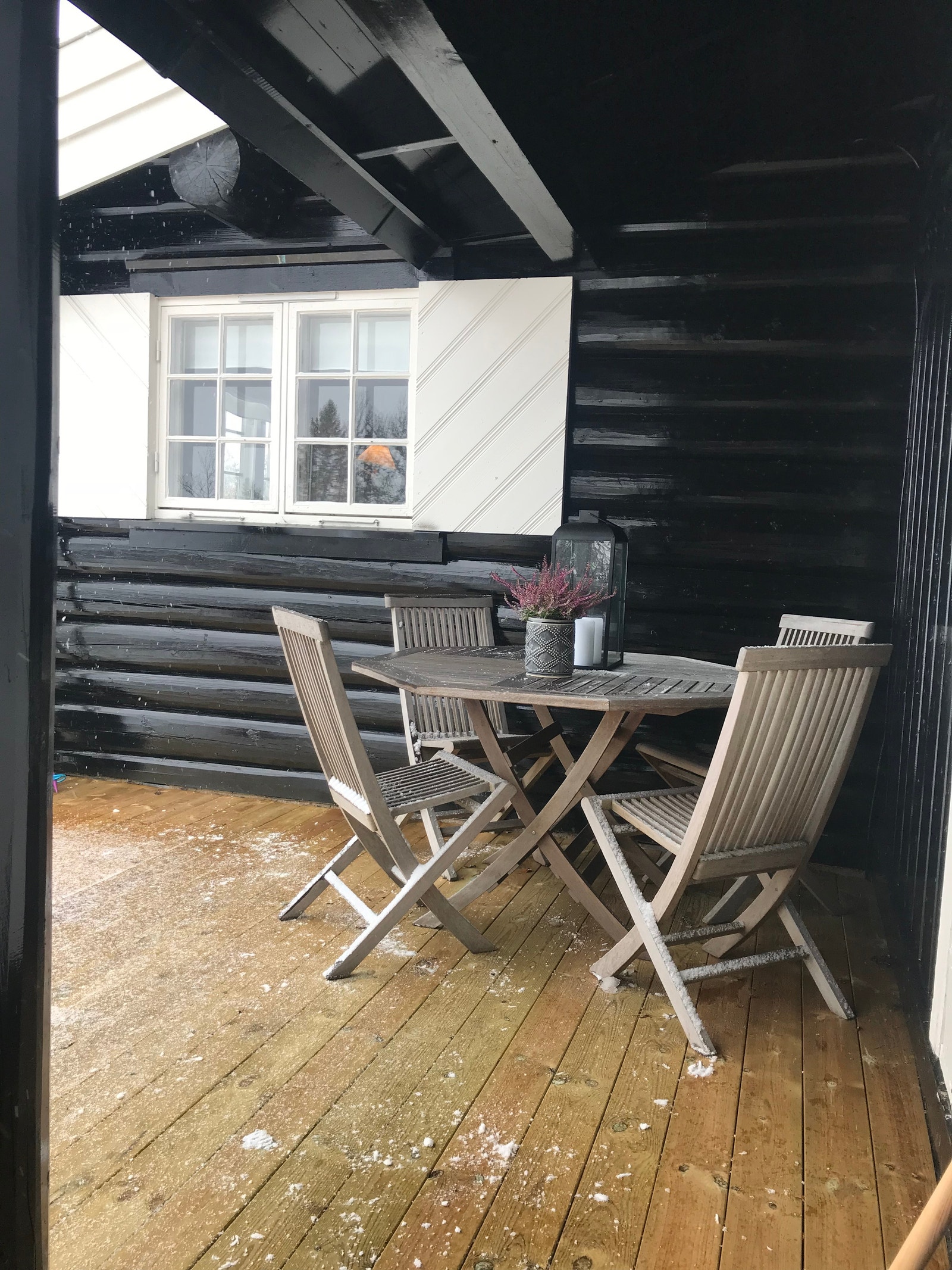 Terrasse med morgensol Galleribilde