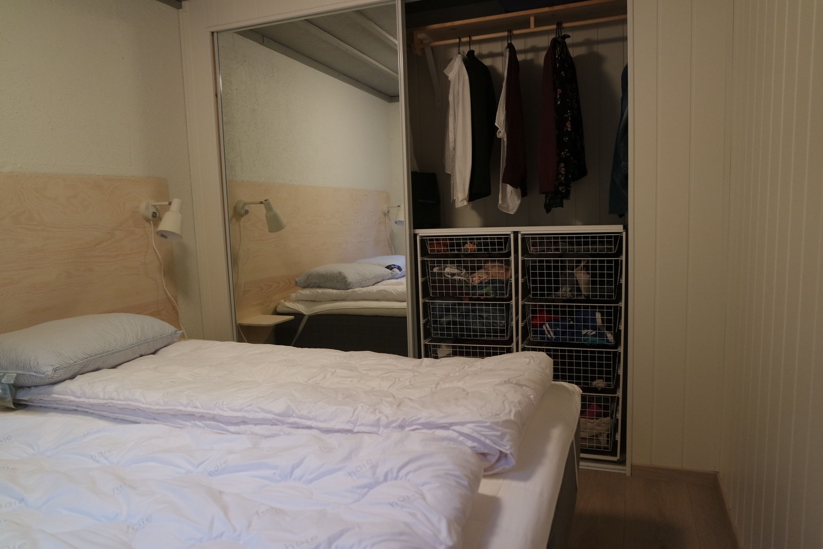 Skyvedørsgarderobe hovedsoverom Galleribilde