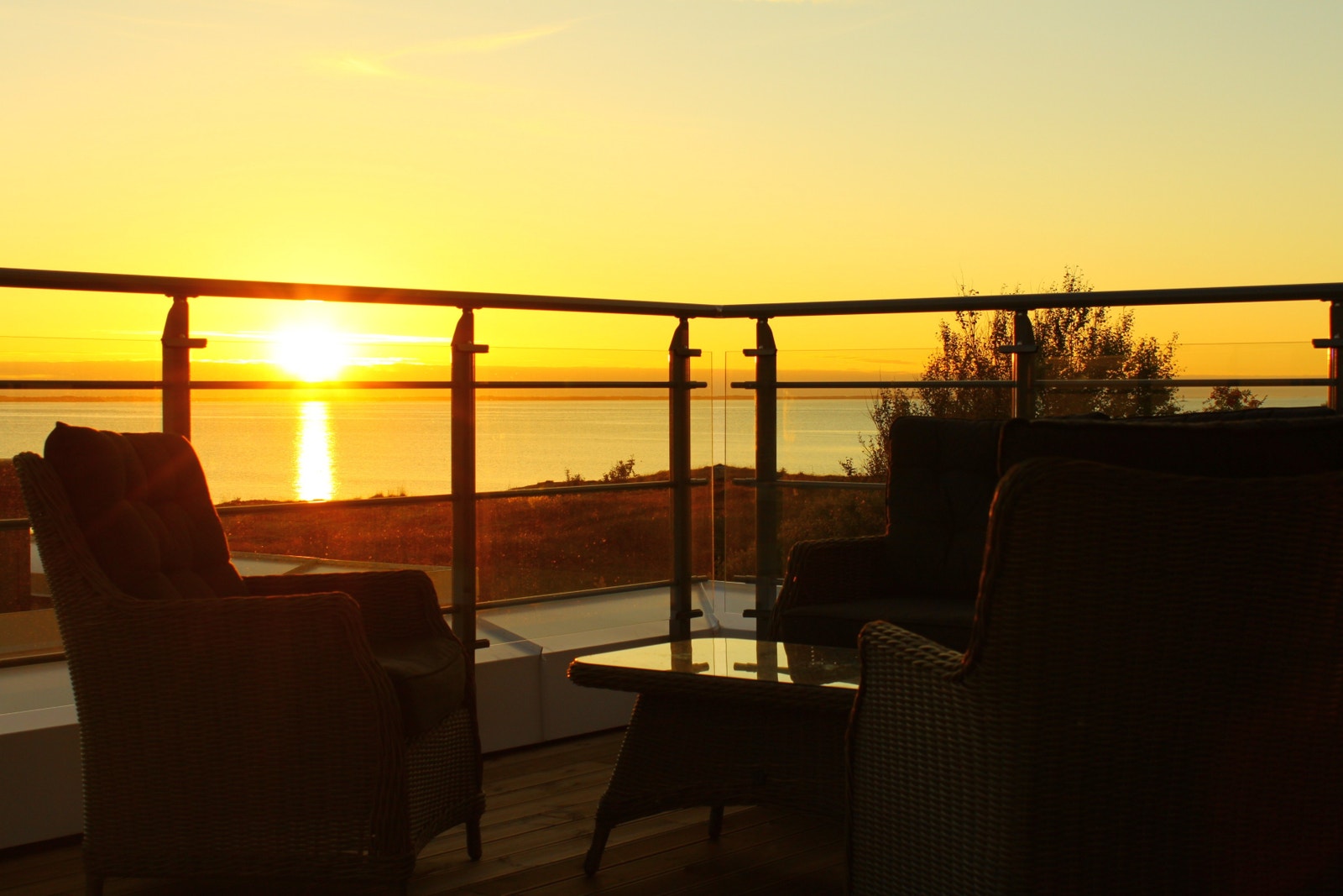 Flotte solnedganger over Ramsøyfjorden Galleribilde