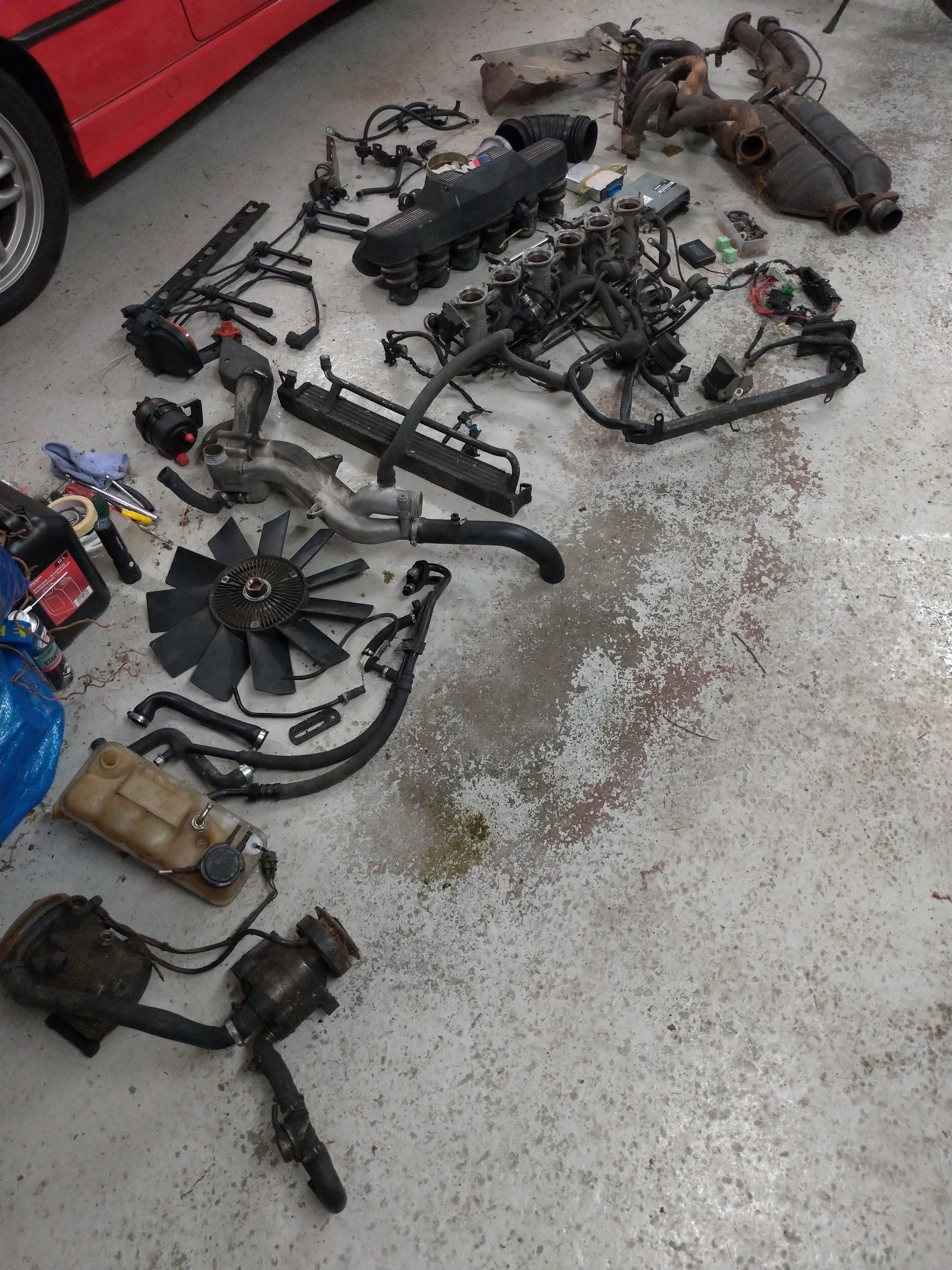 Diverse deler til BMW E34 (S38 motordeler), E30, E36, E28 Støvsuger bosch Kjøpe, selge og utveksle annonser finn den