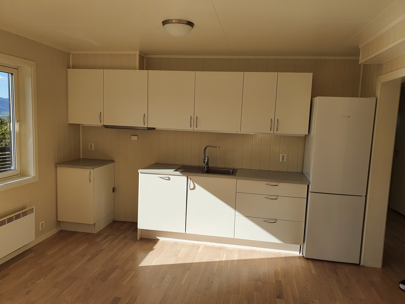 Stekeovn med induksjon ny 2020 er satt inn Galleribilde