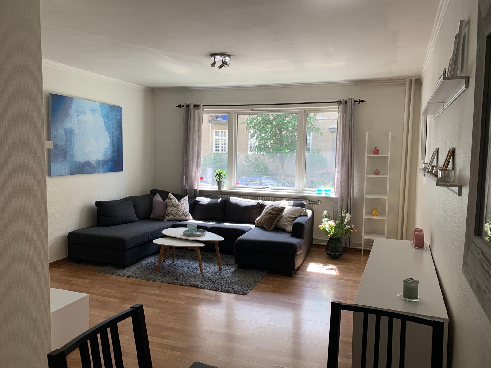 Stor stue Galleribilde