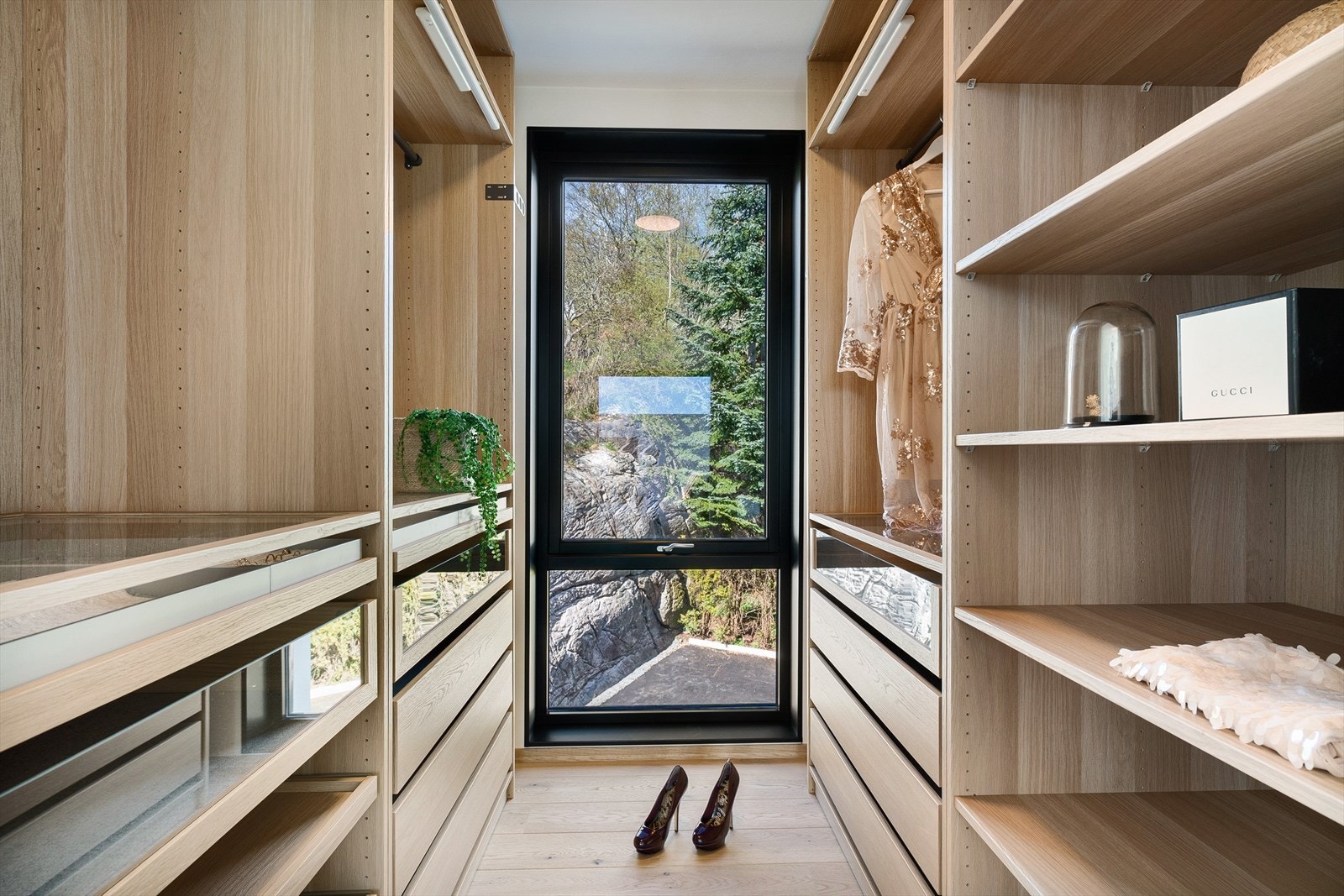 Walk in Galleribilde