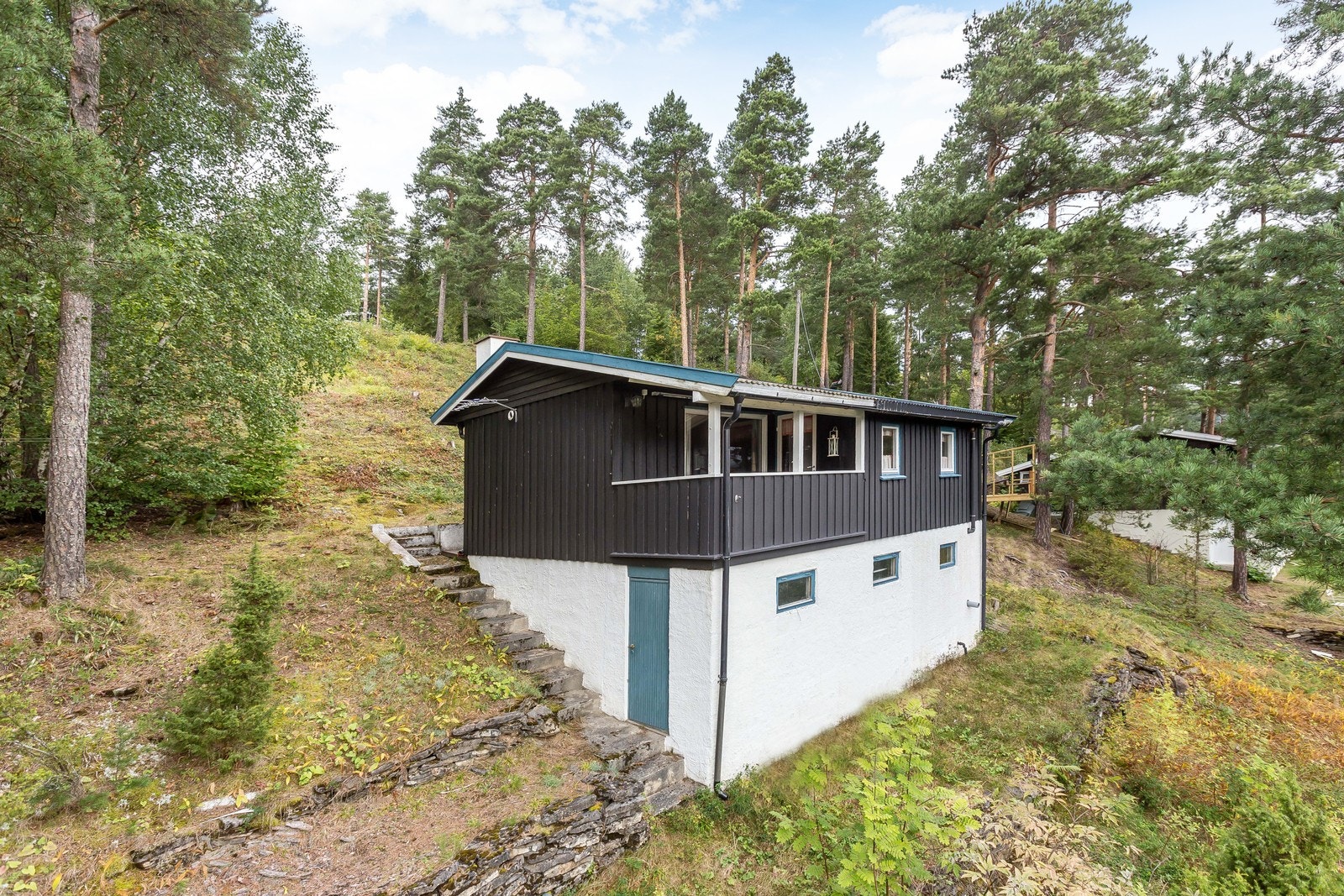 I kjelleren er det god lagerplass Galleribilde