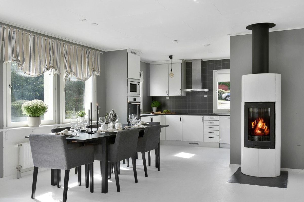 Spisestue første etasje. Galleribilde