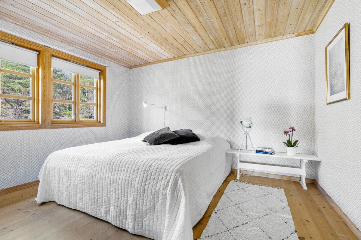 Soverom 1 i 1.etg. Galleribilde