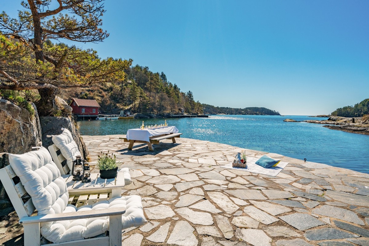 Stor hellelagt brygge Galleribilde