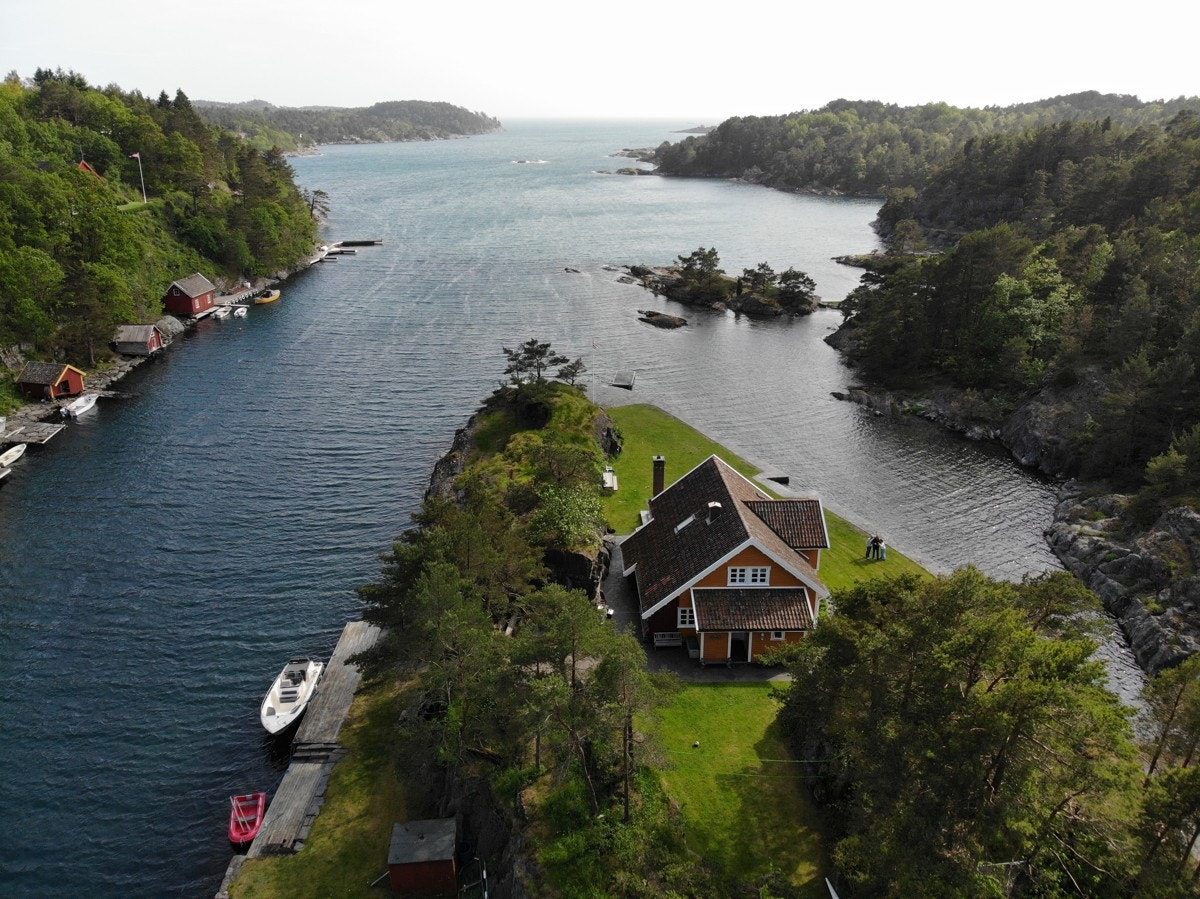 org_Dronebilde over del av holmen Galleribilde
