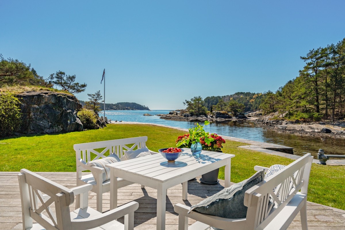 Bilde fra plattingen rett utenfor hytten Galleribilde