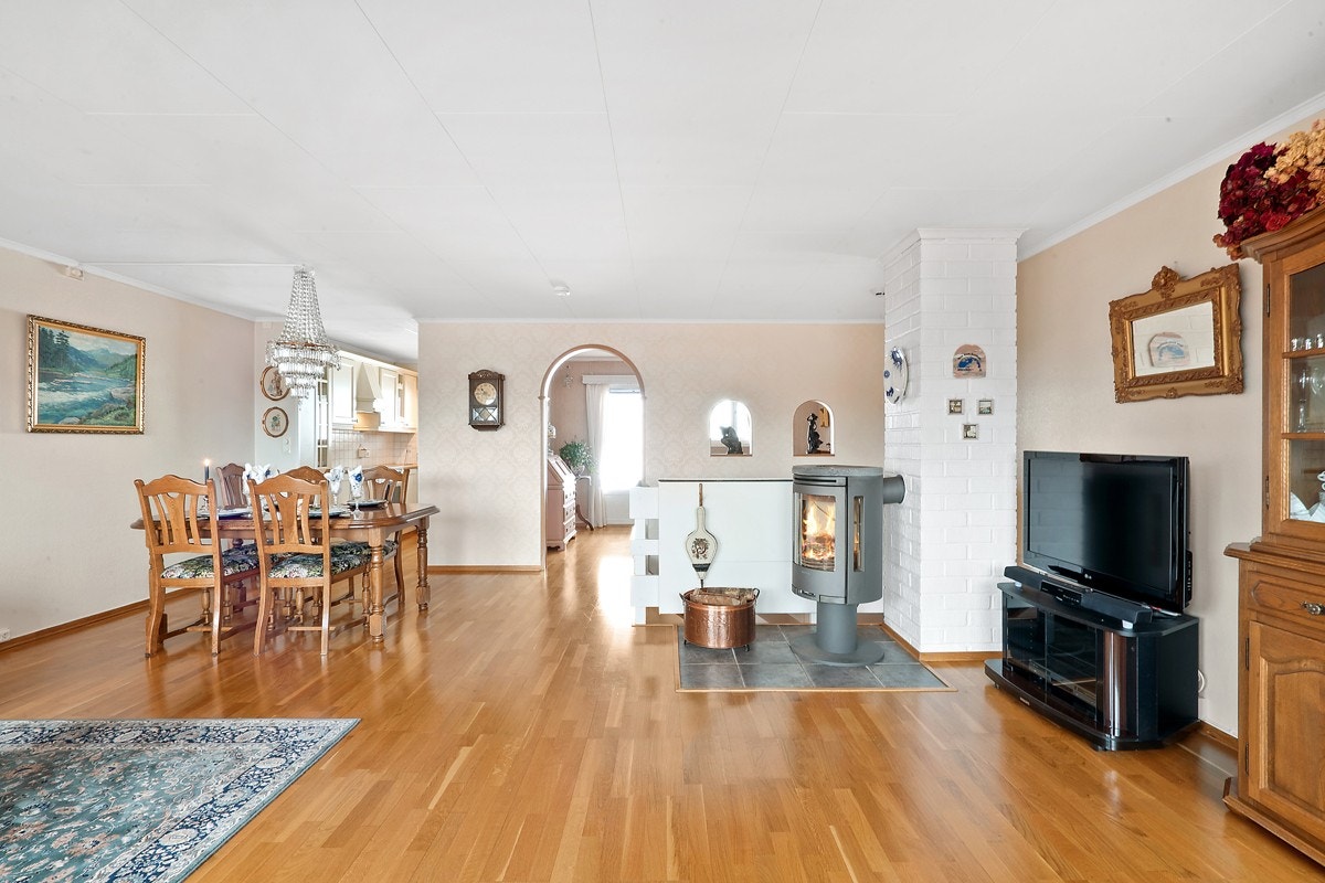 Planløsningen er tilrettelagt for voksne og barnefamilier. Galleribilde