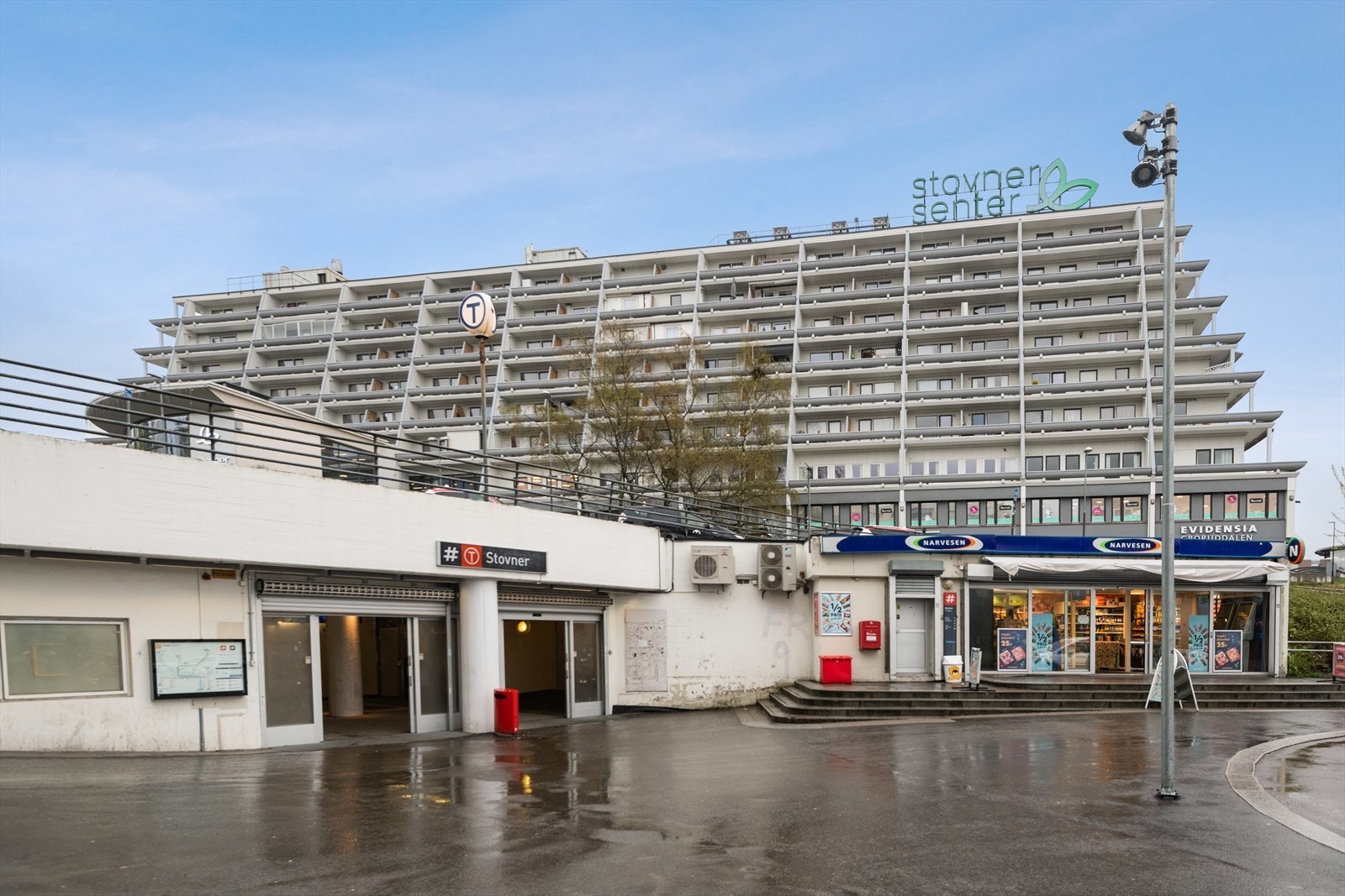 Stovner T-bane Galleribilde