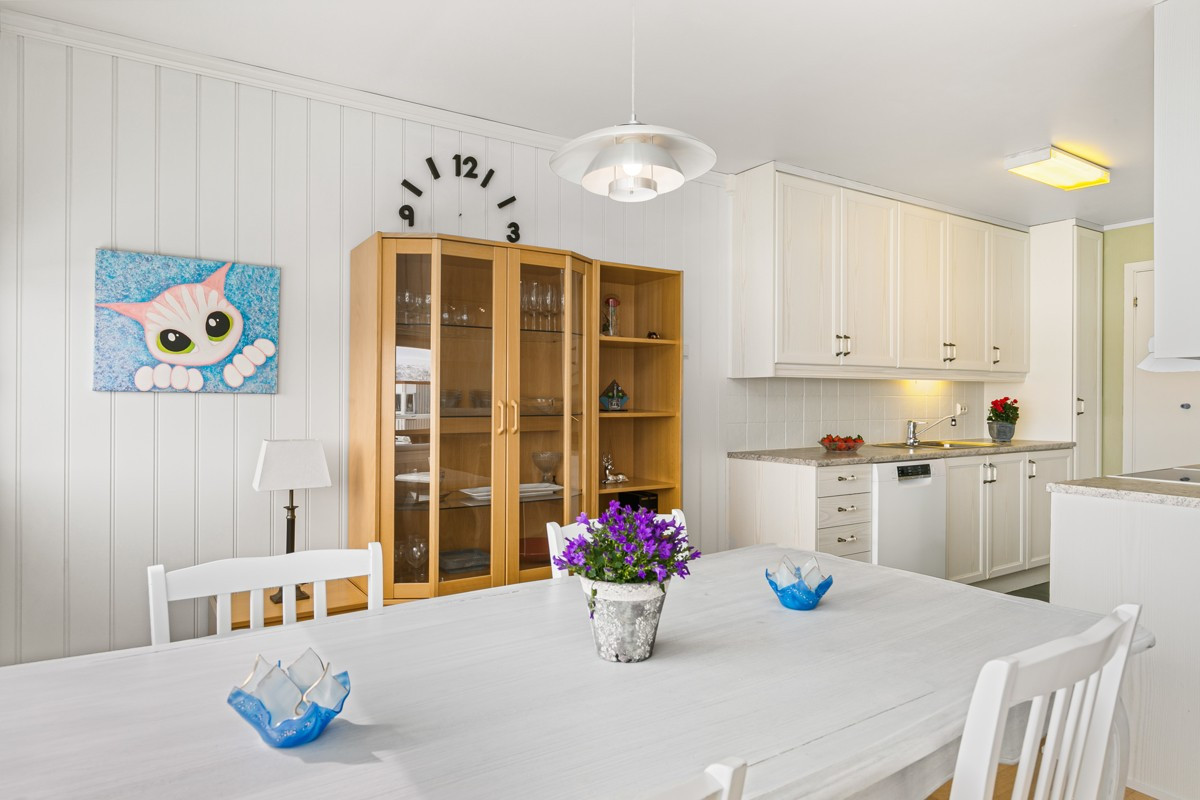 Plass til en spisebordgruppe som enkelt har plass til hele familien!