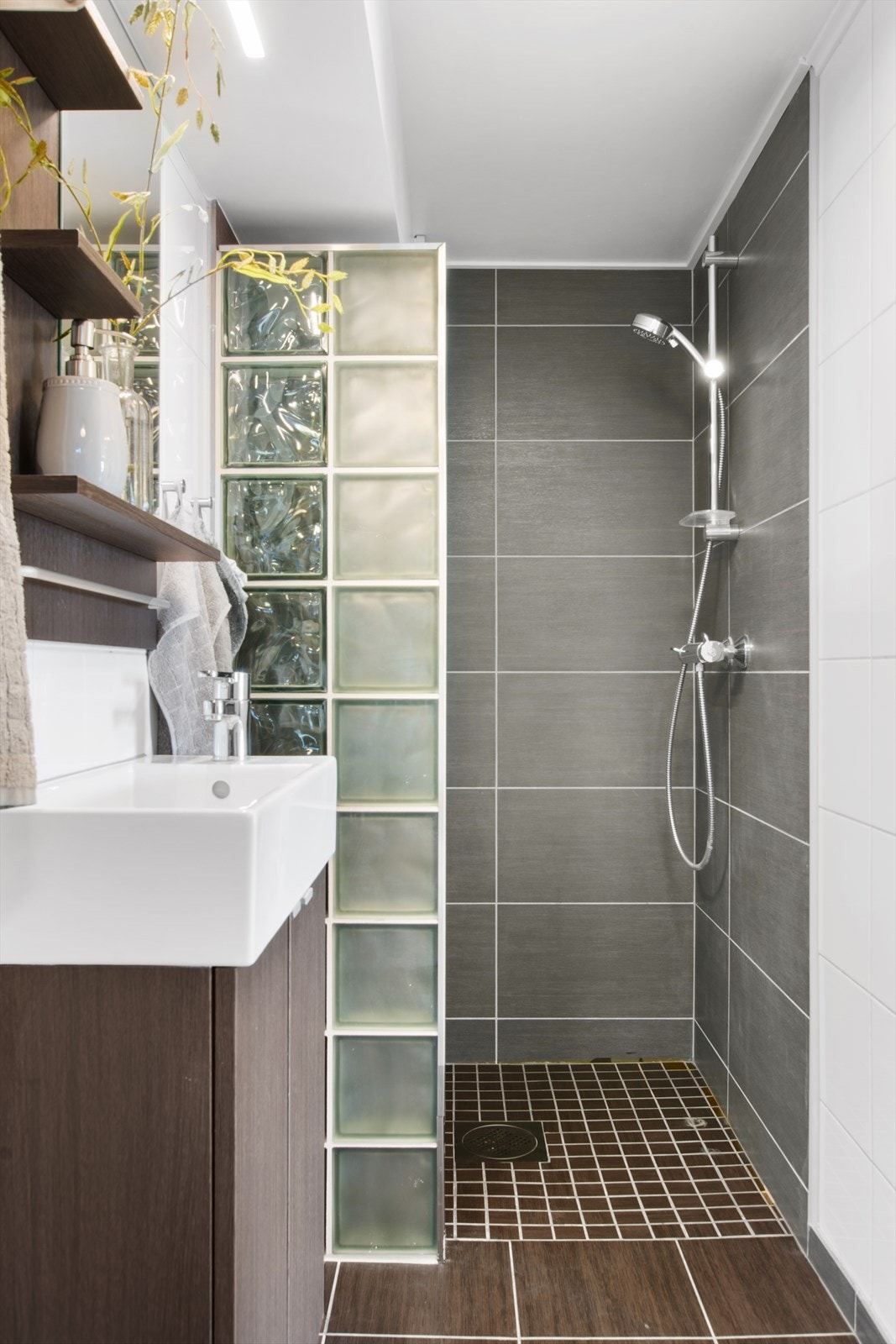 Bad i hybeldel fra 2010. Galleribilde