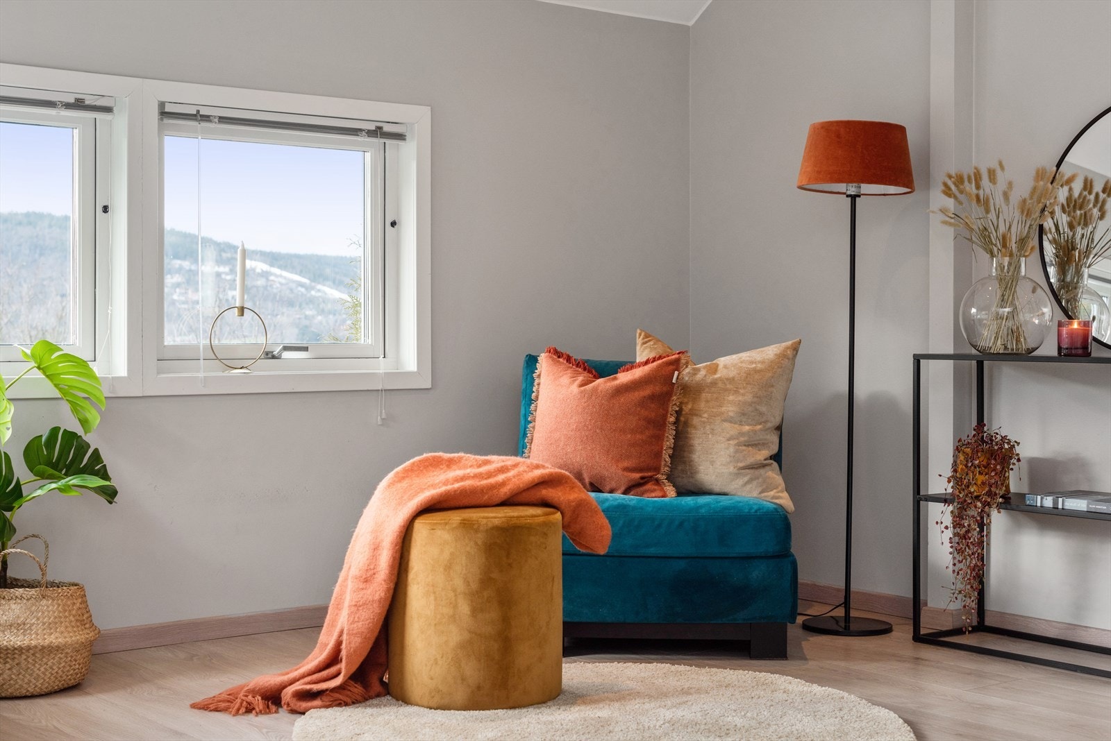 Den tidsriktige og moderne utformingen gjør at det enkelt å innrede i flere soner. Galleribilde