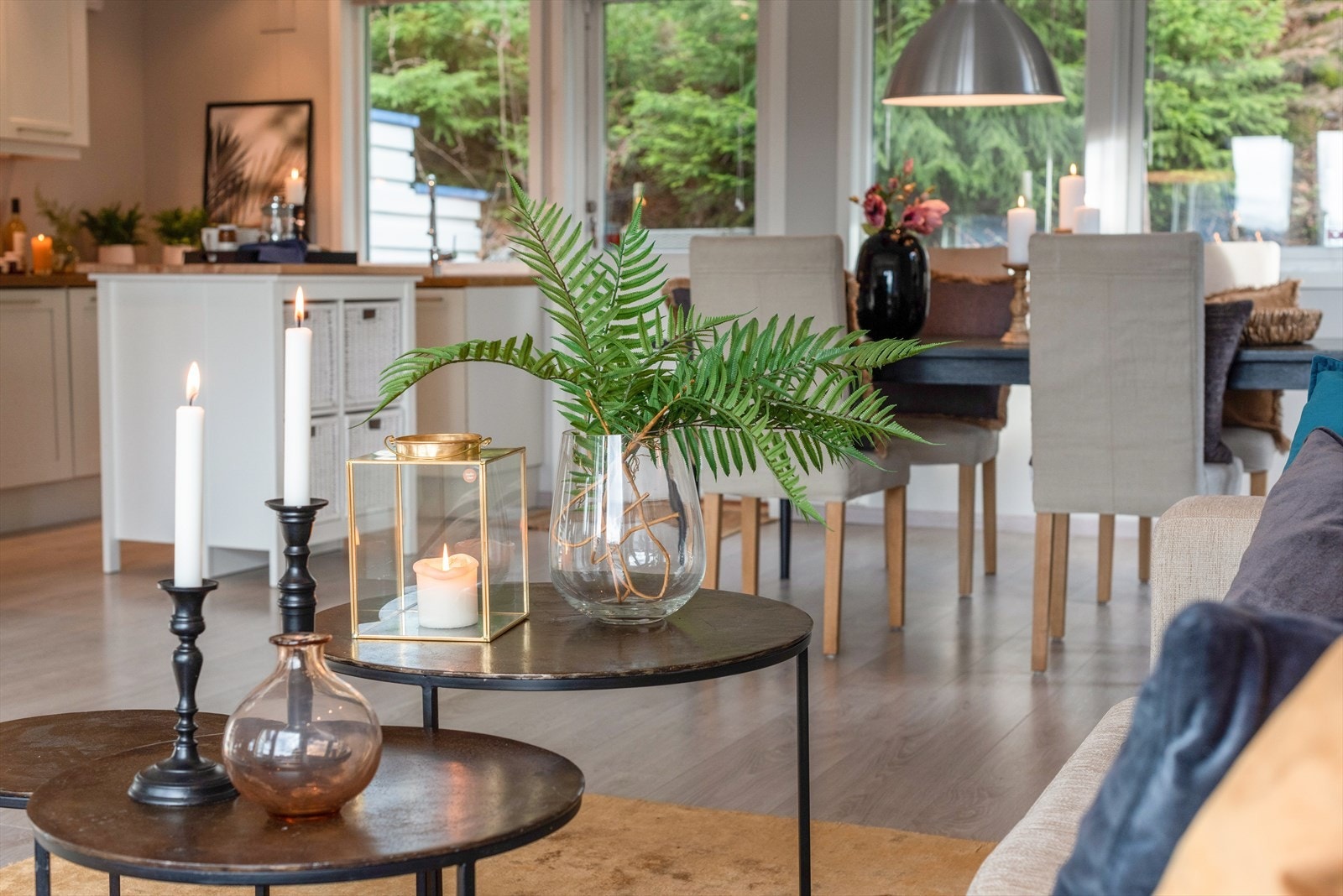 Boligen har gjennomgående god standard og delikate fargekombinasjoner. Galleribilde