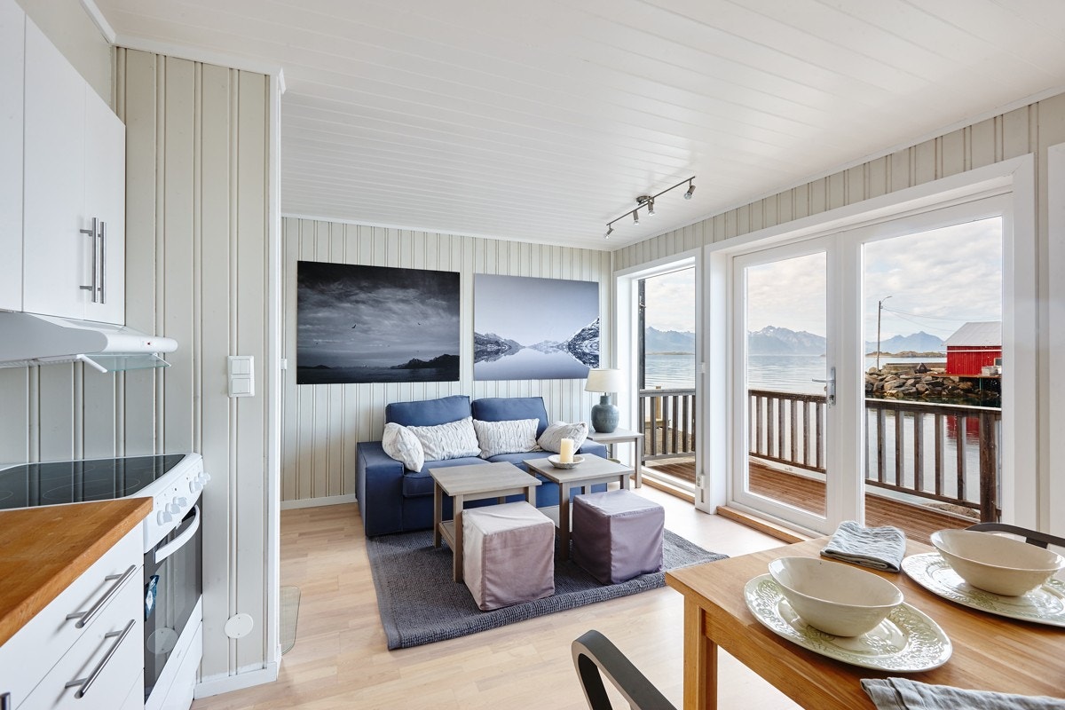 Stuen med utgang til terrasse Galleribilde