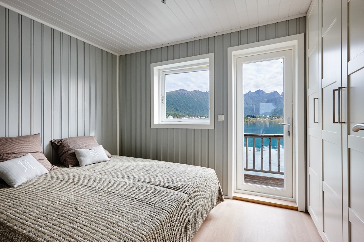 Soverommet i 1. etasje med direkte utgang til egen terrasse. Galleribilde
