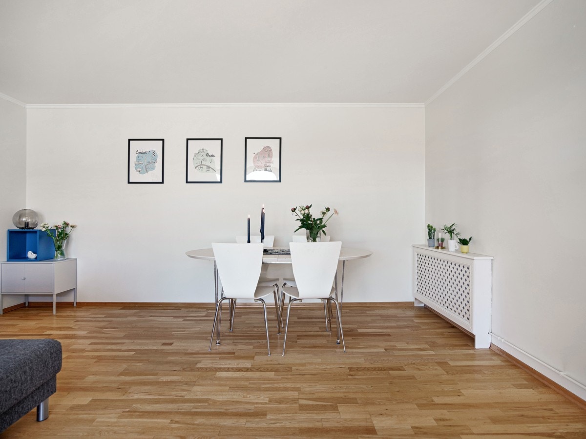 God plass til spisestuebord. Galleribilde