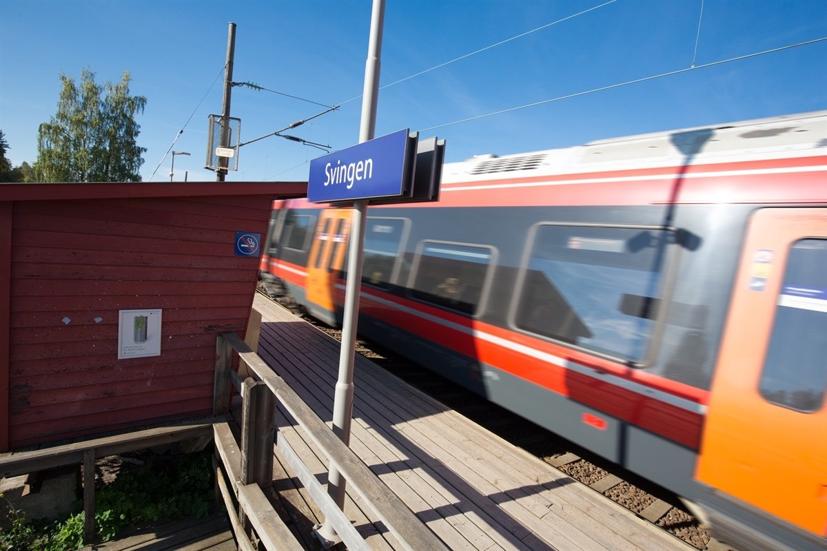 Svingen stasjon, hurtigste tog bruker kun 20 min. inn til Oslo S. Galleribilde
