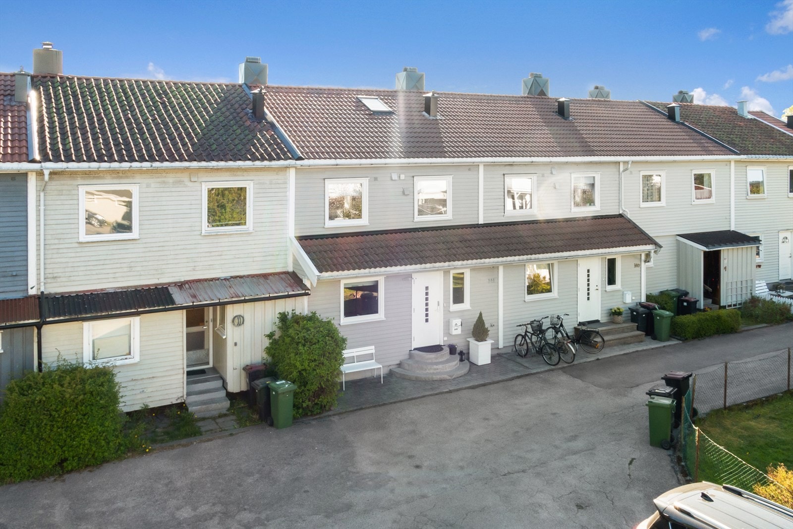 Meget pent og innholdsrikt rekkehus i attraktivt og populært område på Lund Galleribilde