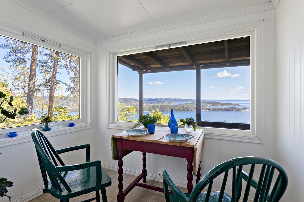 Et godt sted å spise og bare sitte og kikke. Galleribilde