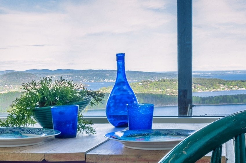 Her er det også fint når blåtimen favner fjorden. Galleribilde