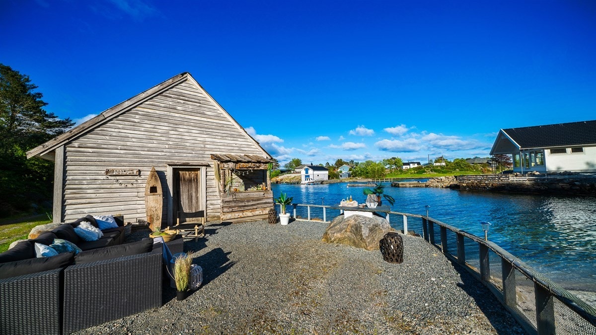 Egen strandbar passer perfekt på solfylte dager. Grillfest her i sommer? Galleribilde