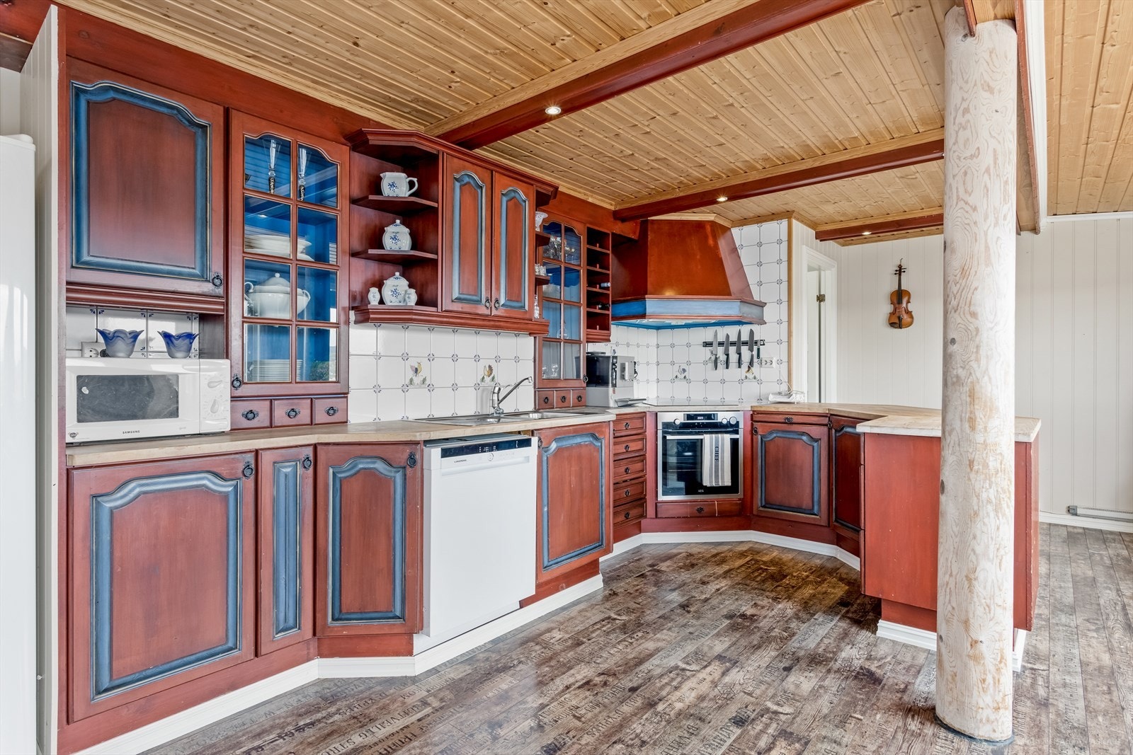 Profilert innredning. Galleribilde