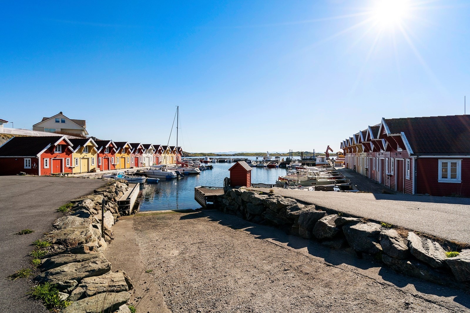 Båtplass og naust i Kvitsøy Båtforening medfølger Galleribilde