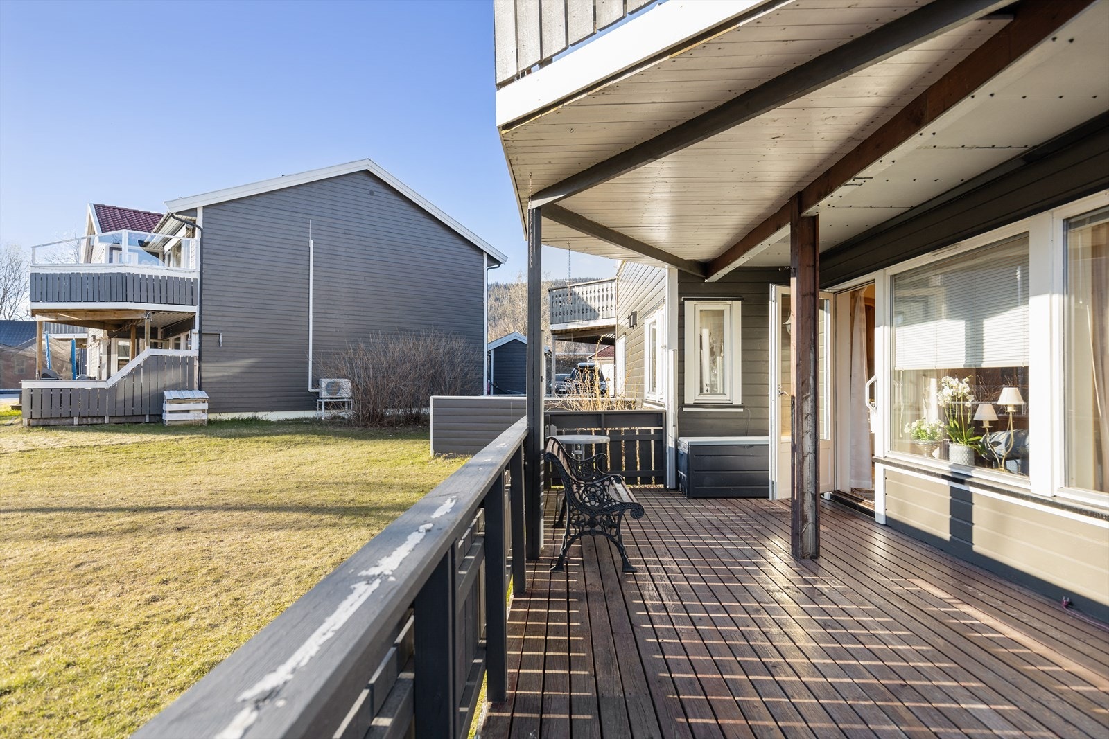 Ole Morten Grotnes har gleden av å presentere Tverrånesveien 19 - En sentrumsnær leilighet med praktisk planløsning i veletablert boligområde. Galleribilde