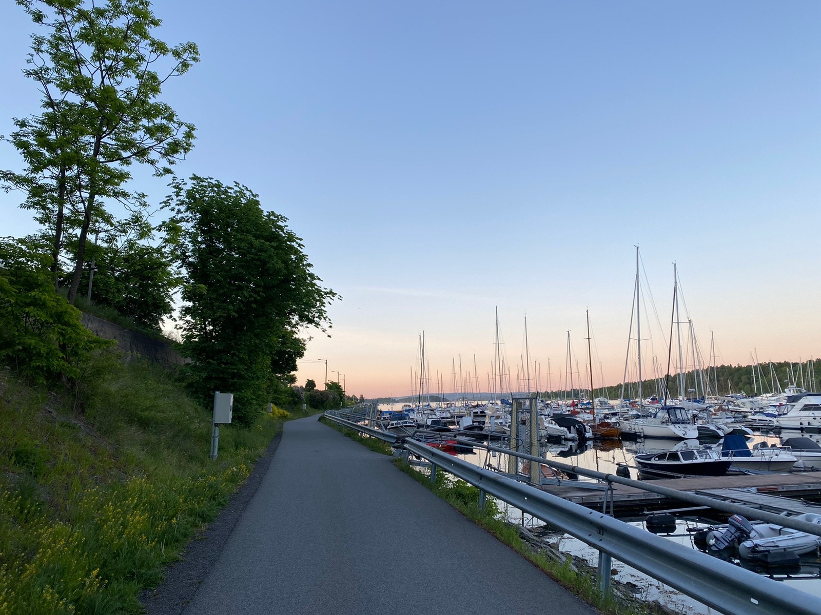 Leangbukta båthavn, 5 min gange Galleribilde