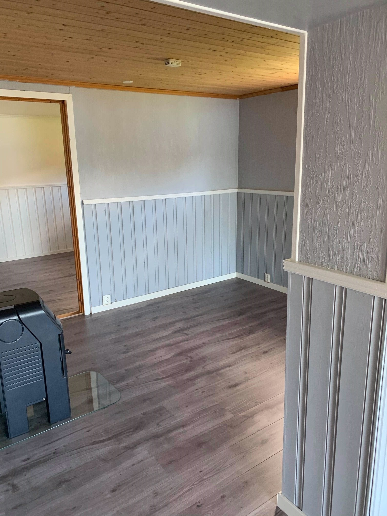 Peisestue mot soverom 1 Galleribilde