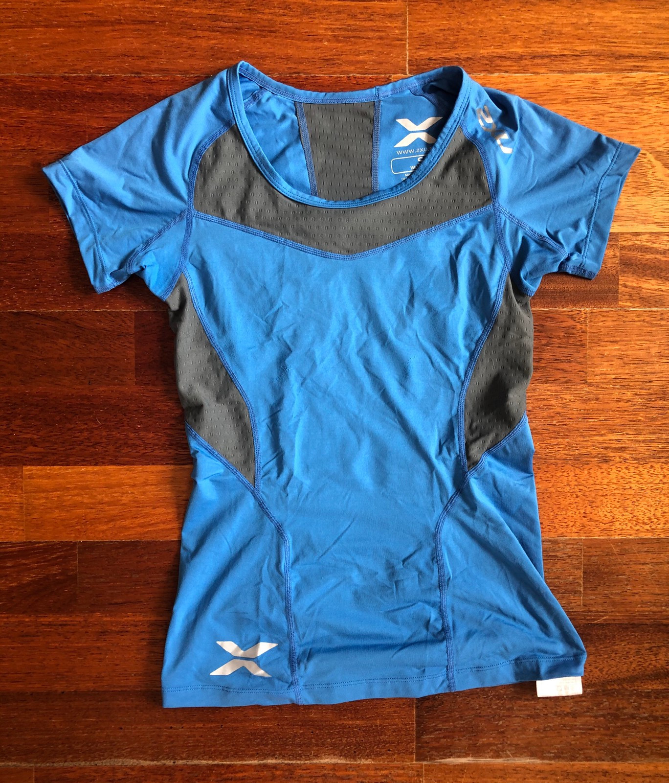 2XU t skjorte | FINN.no 2XU t skjorte | FINN.no
