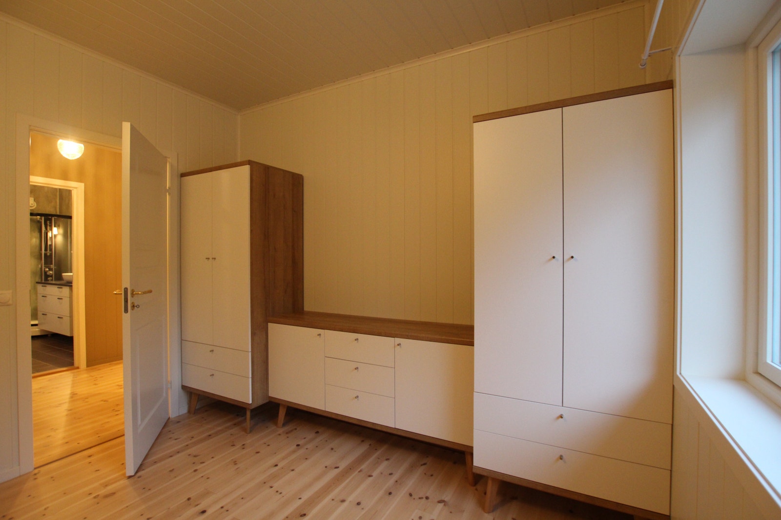 Hoved-soverom med møbler Galleribilde