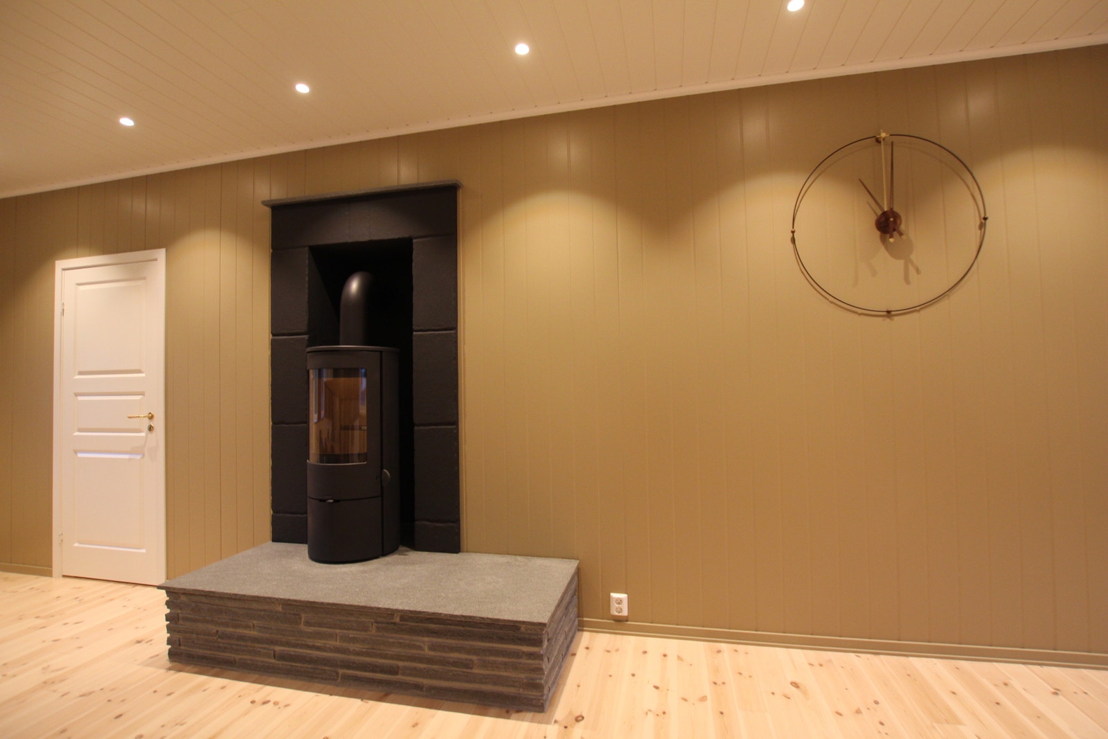 Varmepumpe (Vedovn sekundær varmekilde iht krav) Galleribilde