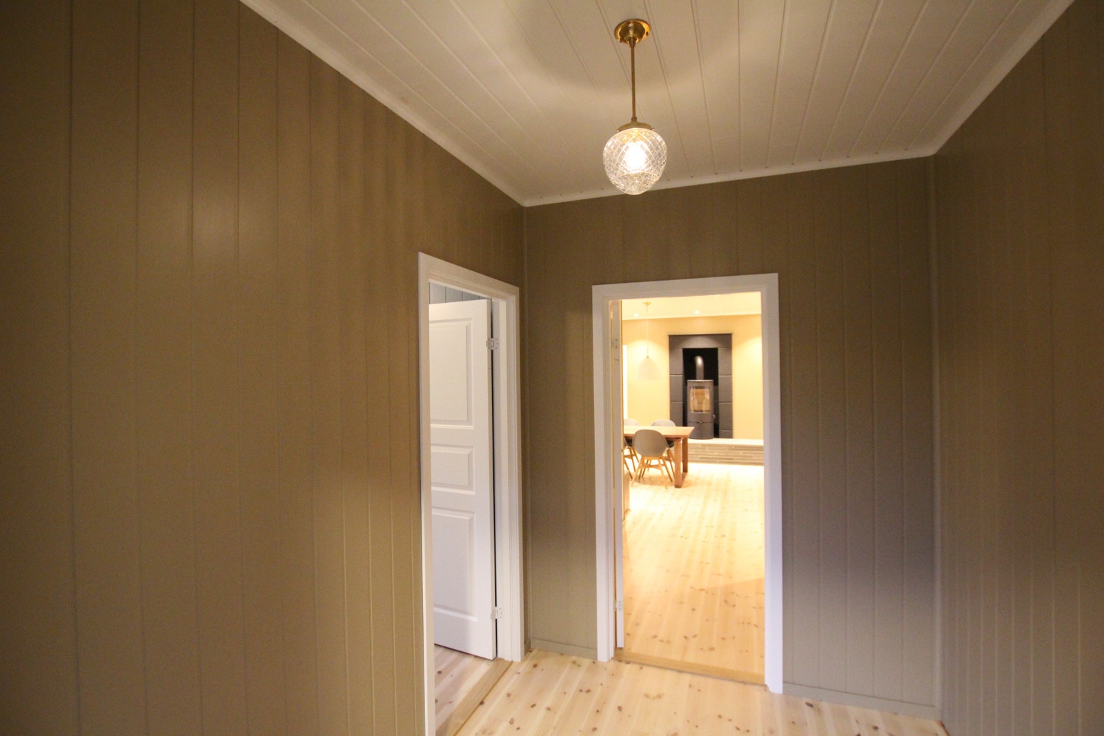 Fra entre, soverom nr 2 til venstre Galleribilde