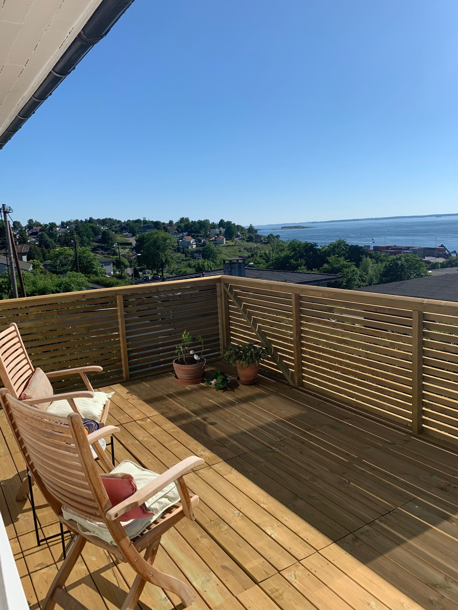 Morgenkaffen kan nytes fra denne siden. Galleribilde