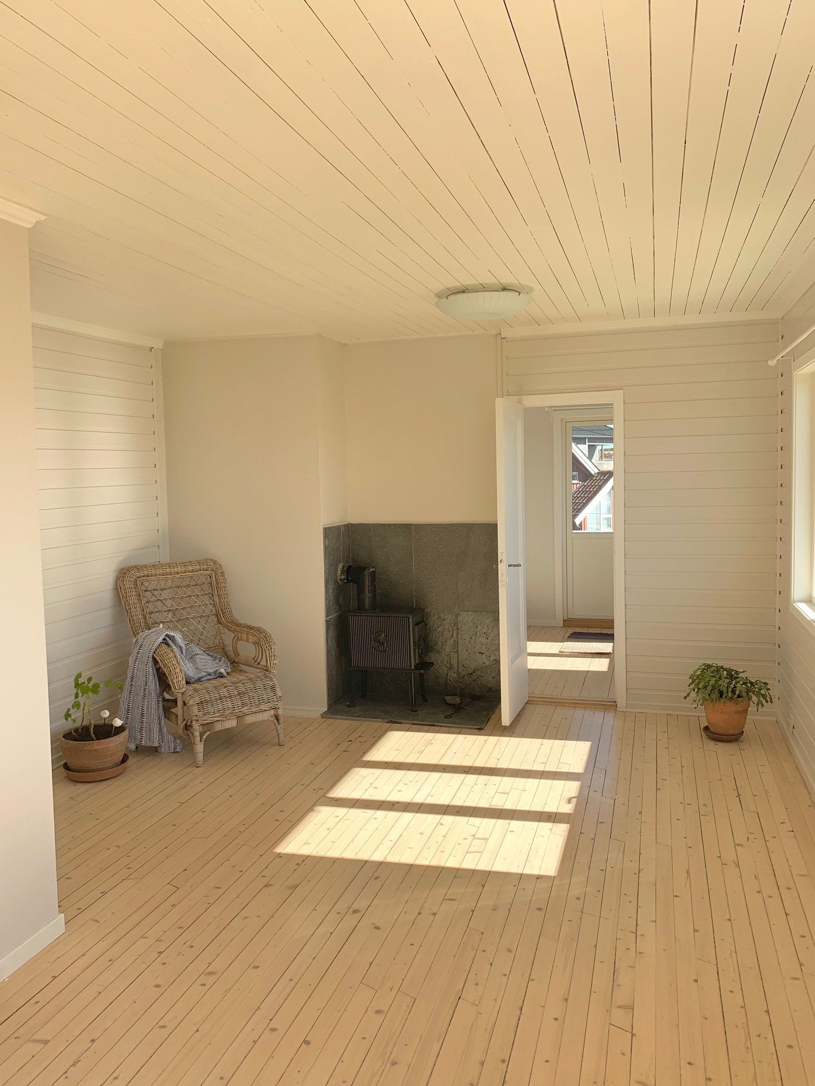 Inngang til soverom 3 fra stuen. Galleribilde