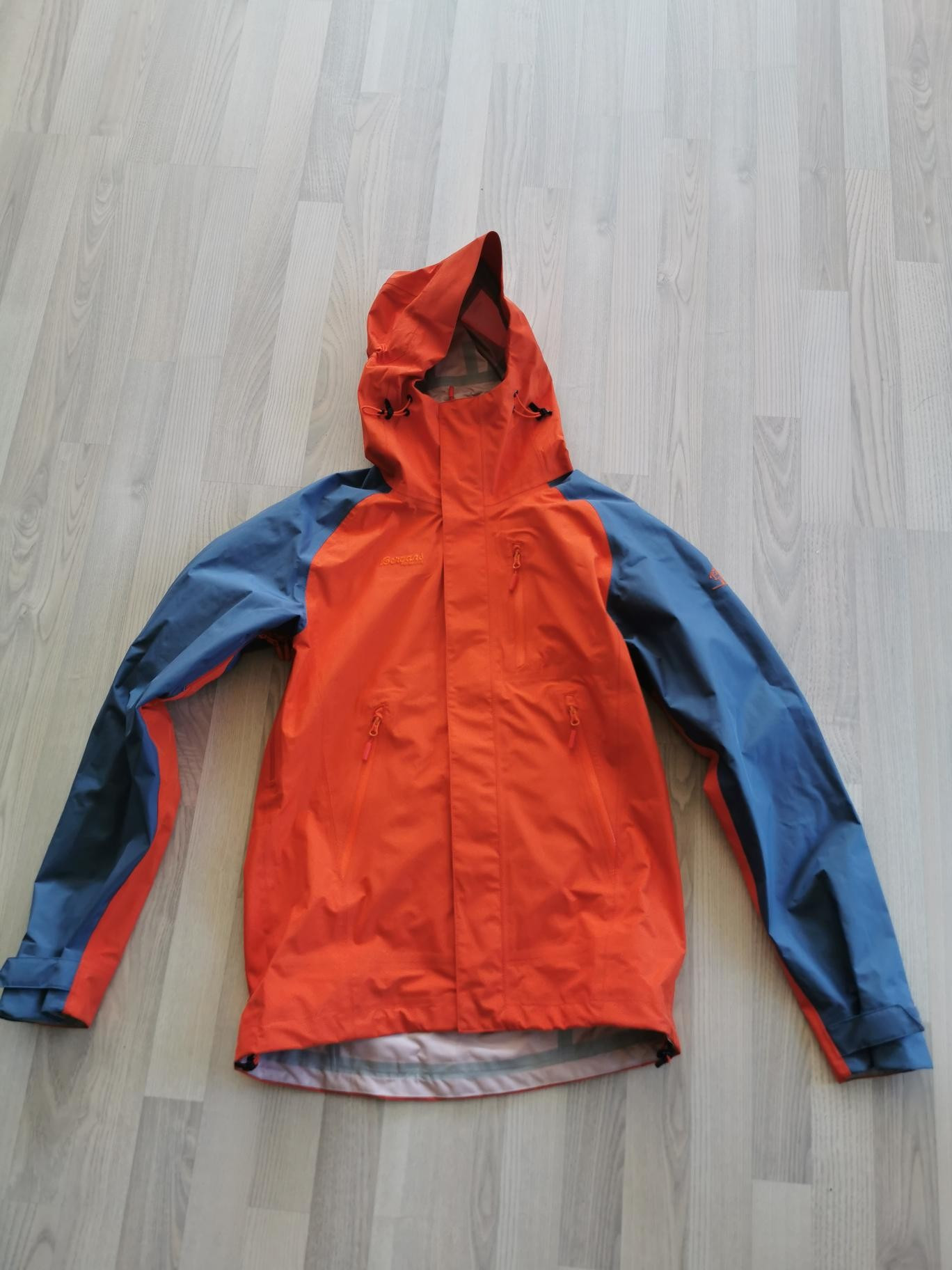 Bergans gore tex jakke | FINN.no Billabong Ski Snowboard Jakke Small | FINN.no