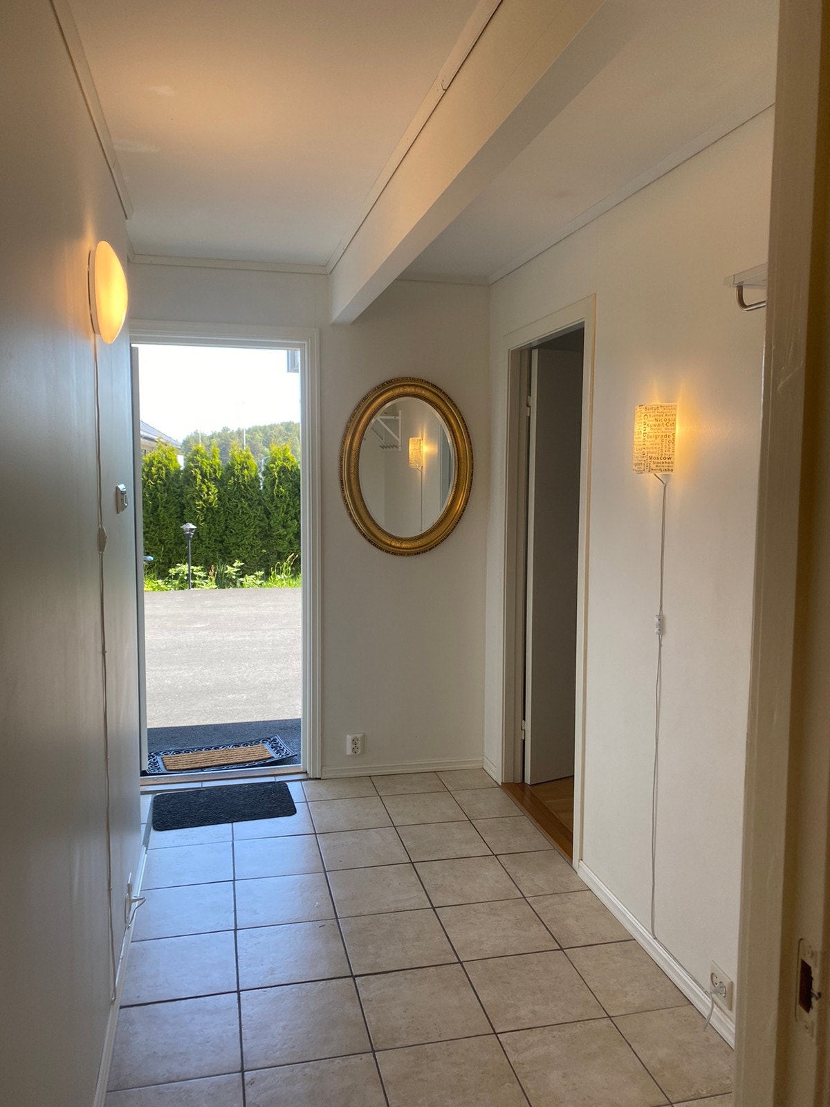 Entre med gulv varme Galleribilde