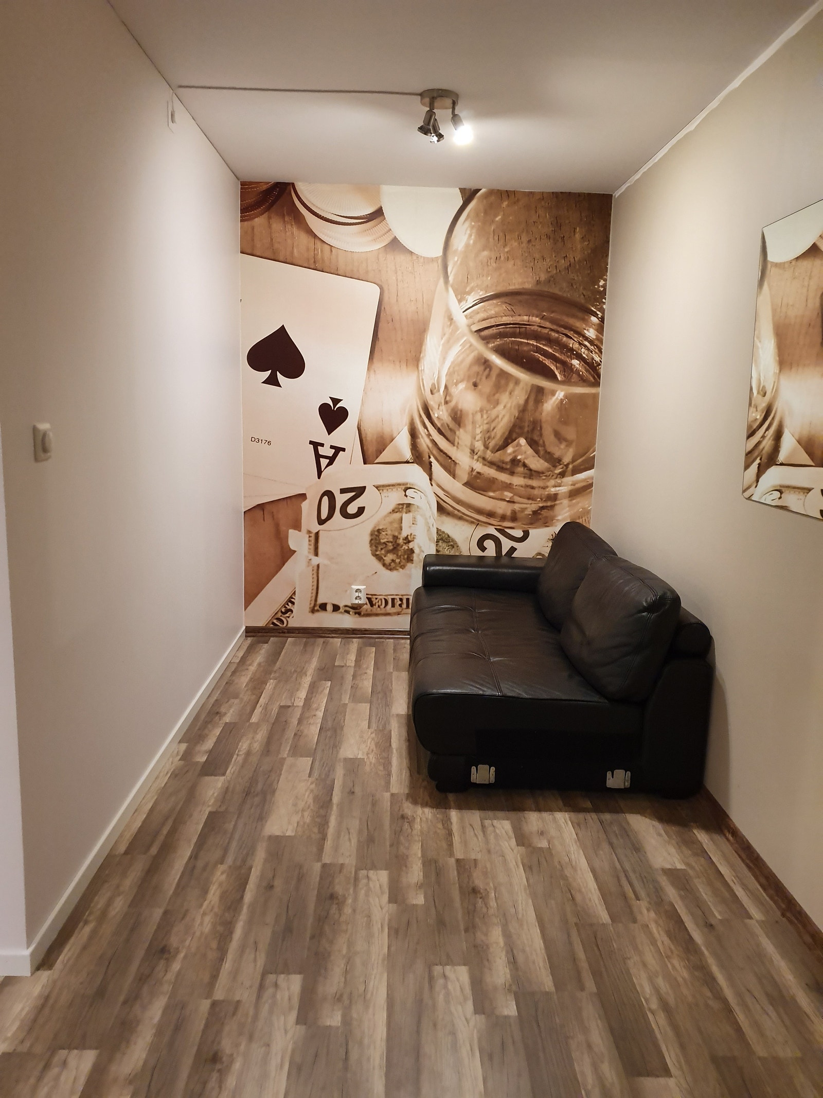 Spise/kontor/soverom Galleribilde