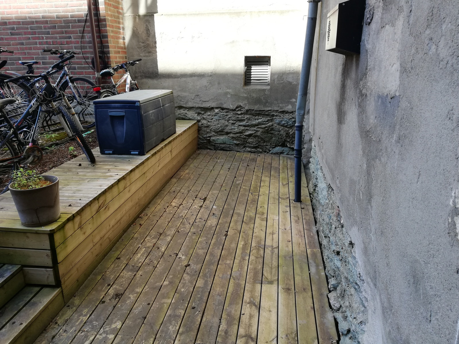 Uteplass Galleribilde